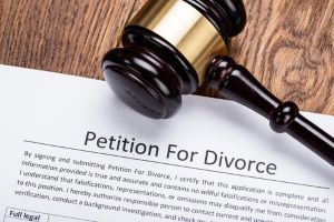 Wheaton, IL divorce lawyer default judgment